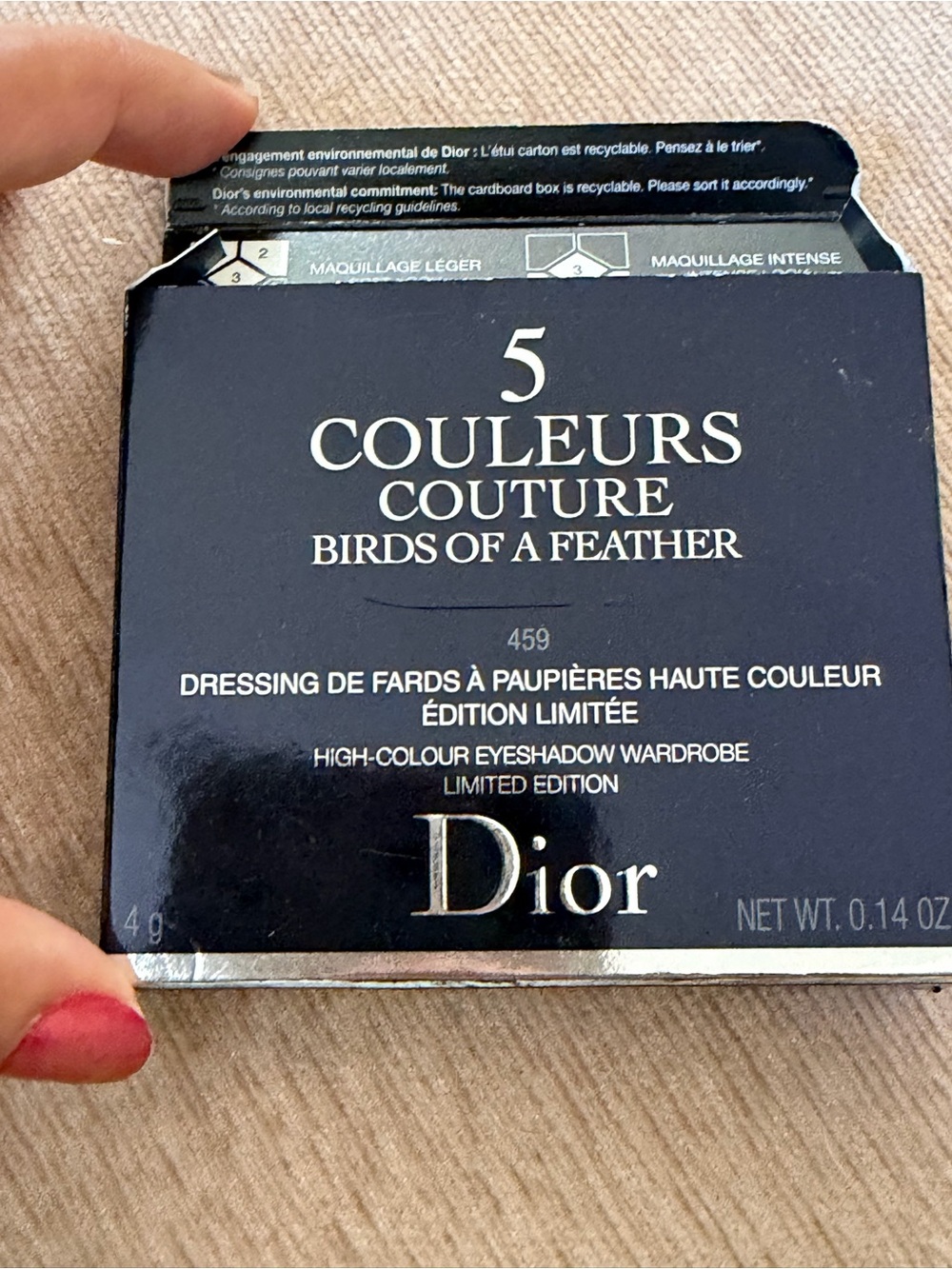 Dior 5-Color Eyeshadow Palette in Coral and Green Tones - Picture 9 of 10